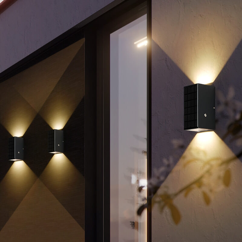 Schwarze Rechteckige Solar LED Außenwandleuchte