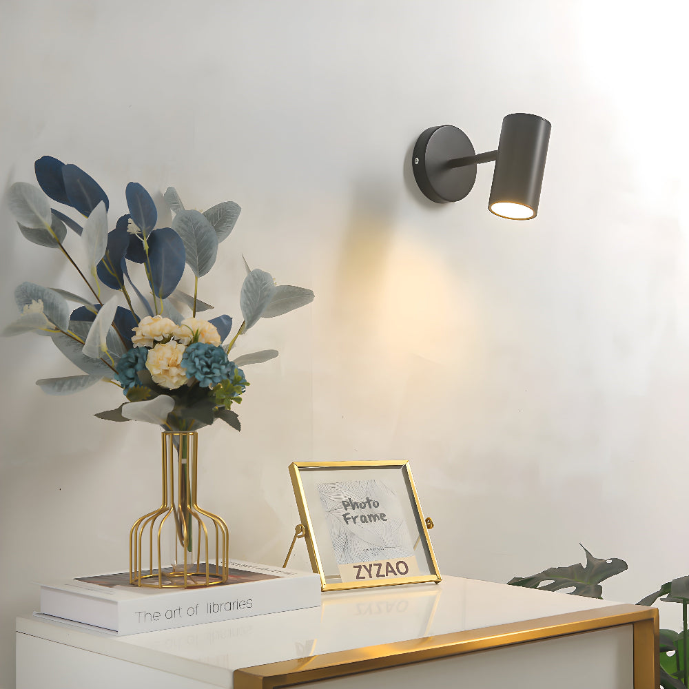 Verstellbare LED Wandleuchte Im Skandinavischen Stil