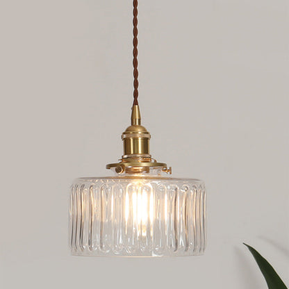 KristallAnhänger: Elegante Glas-Pendelleuchte mit zeitlosem Kristall-Entwurf