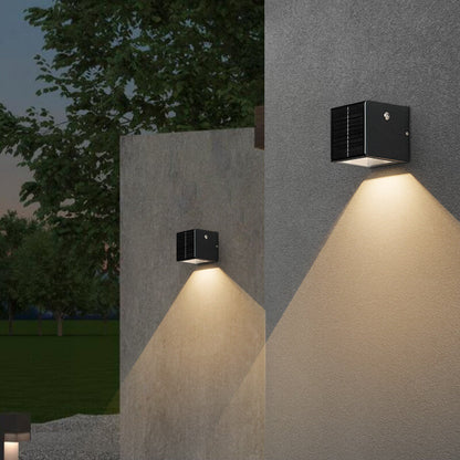 Schwarze Rechteckige Solar LED Außenwandleuchte