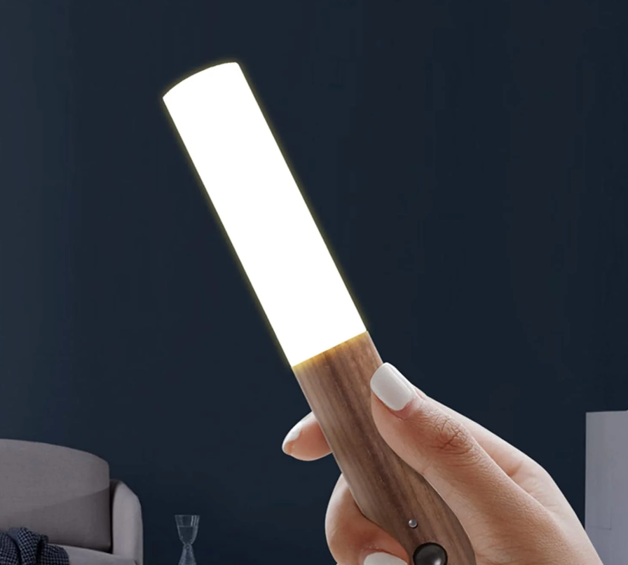 Moderne LED Wandleuchte Mit Bewegungssensor
