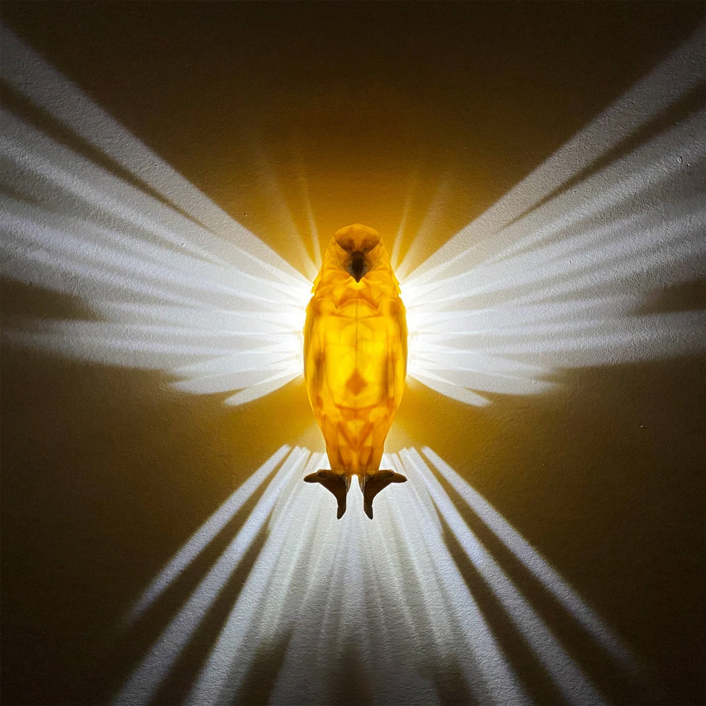 Elegante Wandleuchten Im Flügel Stil