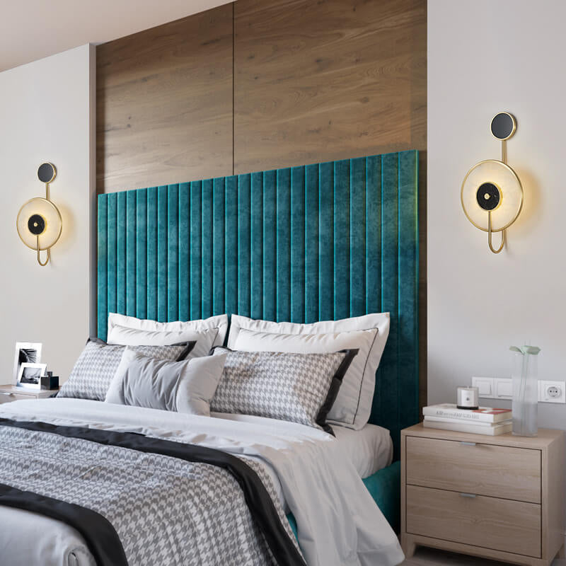 Nordische Wandleuchte Mit LED Licht Und Uhrendesign