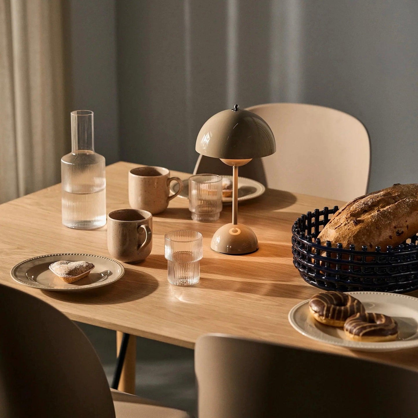 Amsterdam Tischlampe