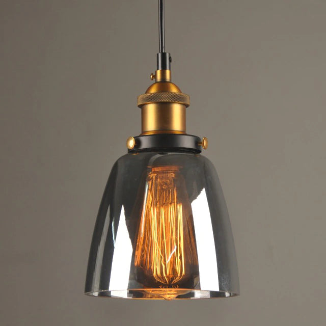 VetroAntike: Pendelleuchte mit nostalgischem Glasdesign für stimmungsvolle Beleuchtung