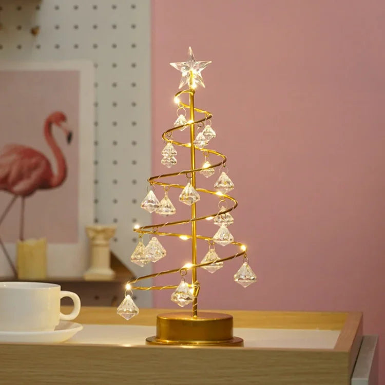 LuminFir: Dekorative Tischlampe in Tannenbaumform