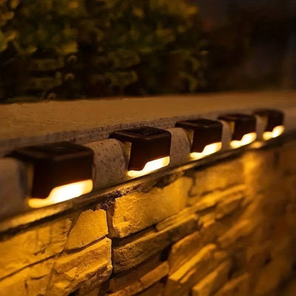 SolarLicht: Moderne Solar-Wandleuchte für Außenbereiche