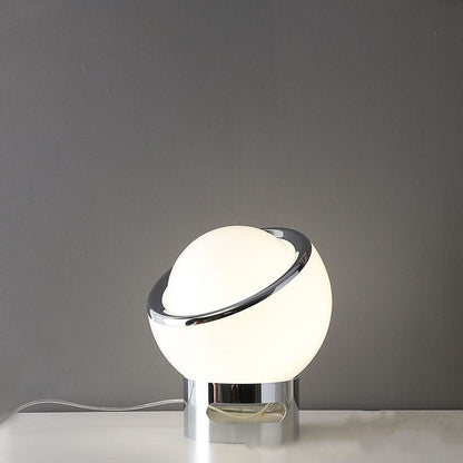 OpalScheitel: Zeitlose Tischlampe Aus Opal Glas