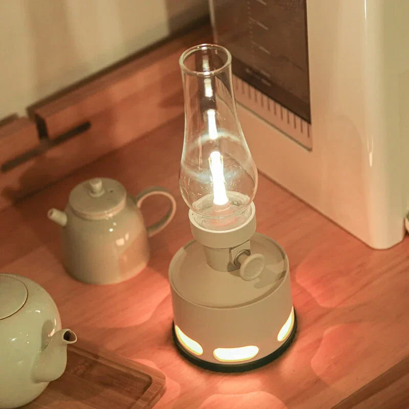 LaternenLeuchten: Vintage-inspirierte LED-Laterne mit warmem, flackerndem Licht