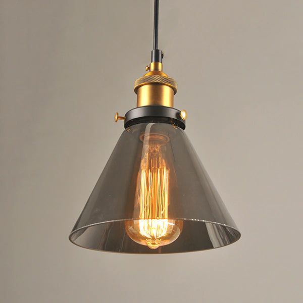 VetroAntike: Pendelleuchte mit nostalgischem Glasdesign für stimmungsvolle Beleuchtung