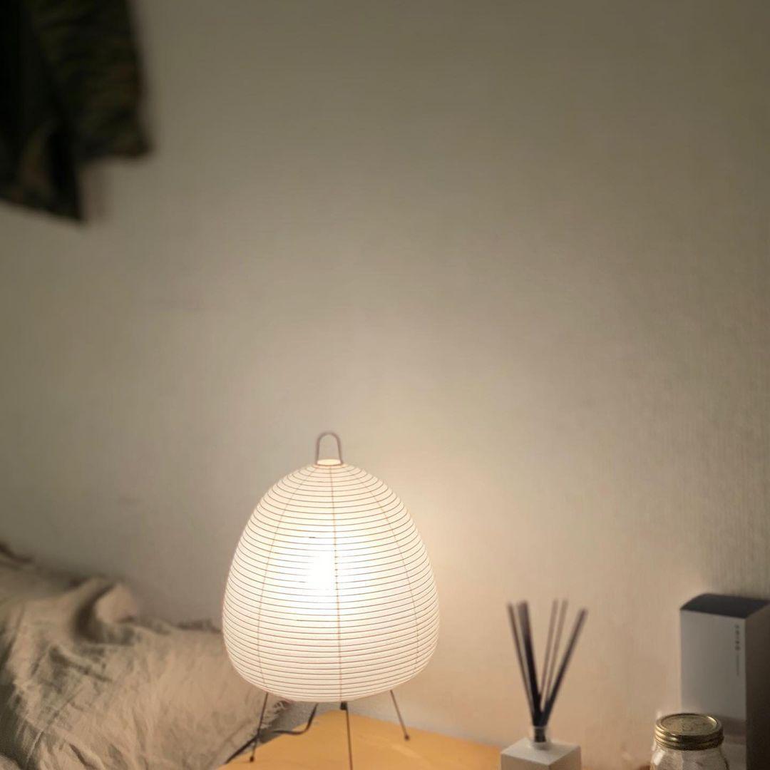 LumiBiegung: Tischlampe aus Washi-Papier mit Sanftem, Diffusen Lichtschein