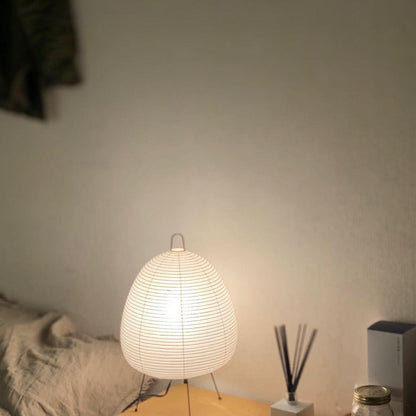 LumiBiegung: Tischlampe aus Washi-Papier mit Sanftem, Diffusen Lichtschein