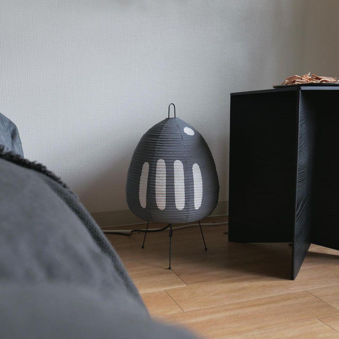 LumiBiegung: Tischlampe aus Washi-Papier mit Sanftem, Diffusen Lichtschein
