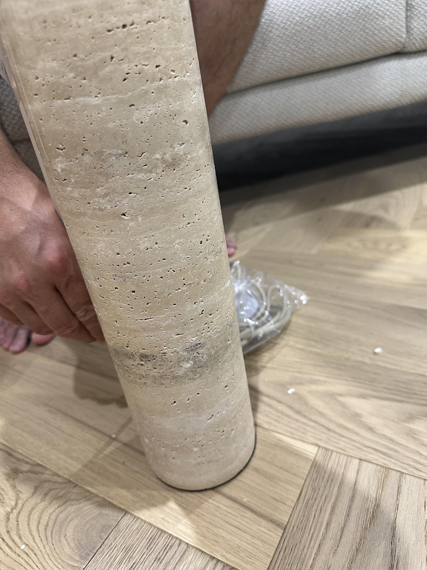 Minimalistische Bogenstehlampe