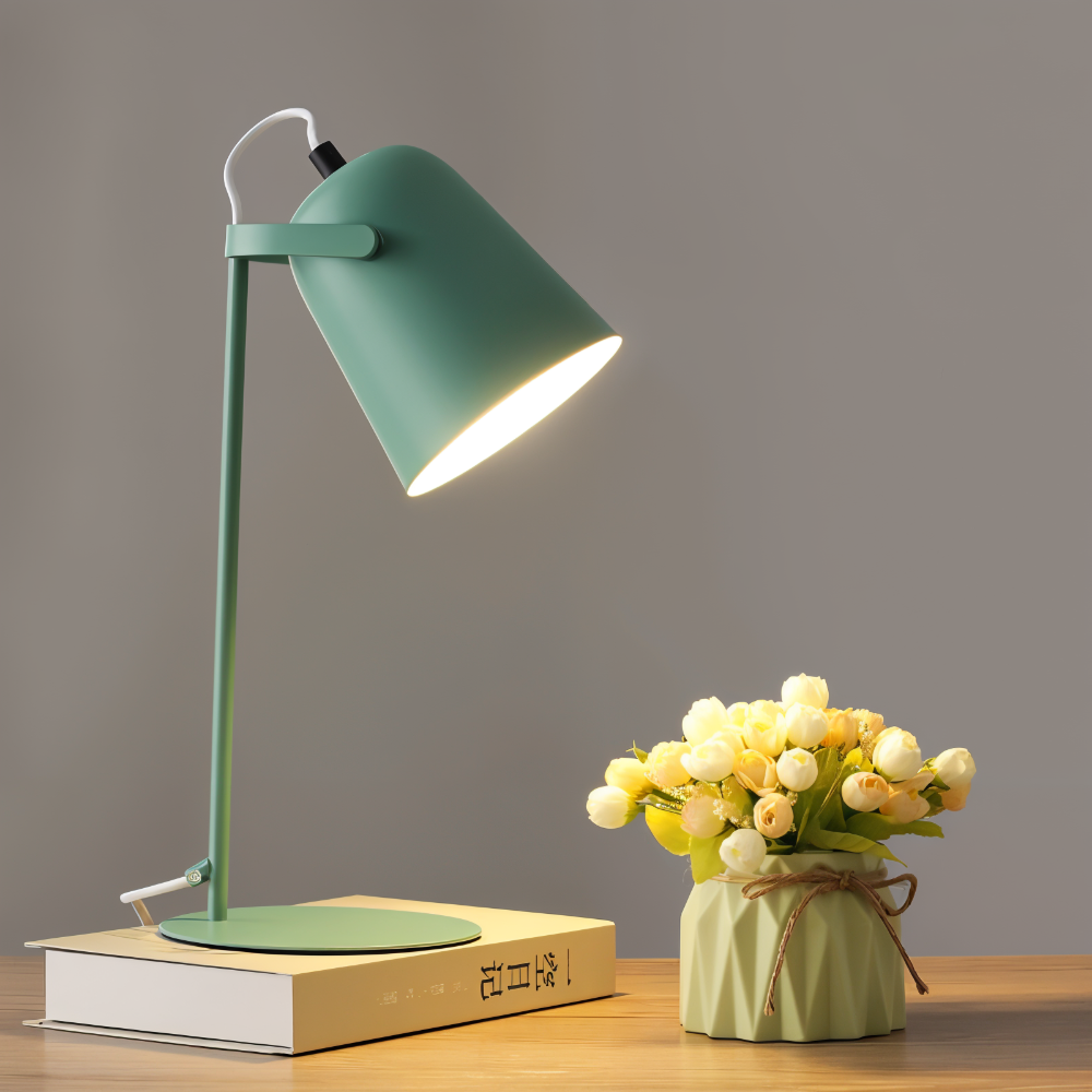 Minimalistische LED Tischleuchte Mit Verstellbarem Kopf