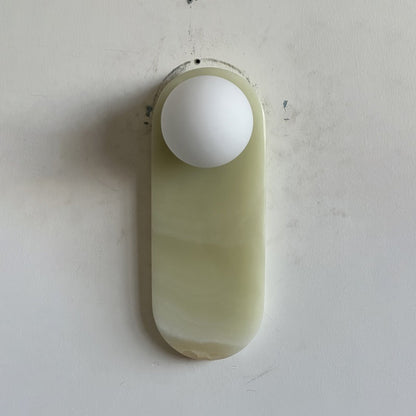 Ovale Wandleuchte Aus Der Mitte Des Jahrhunderts