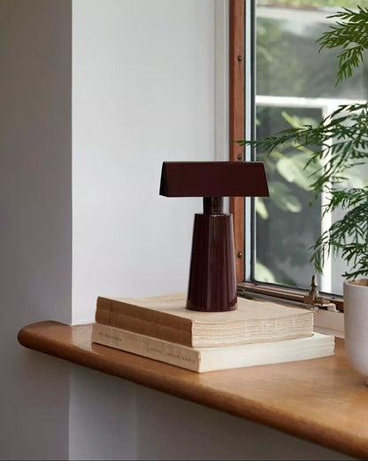 Moderne Skulpturale Tischlampe