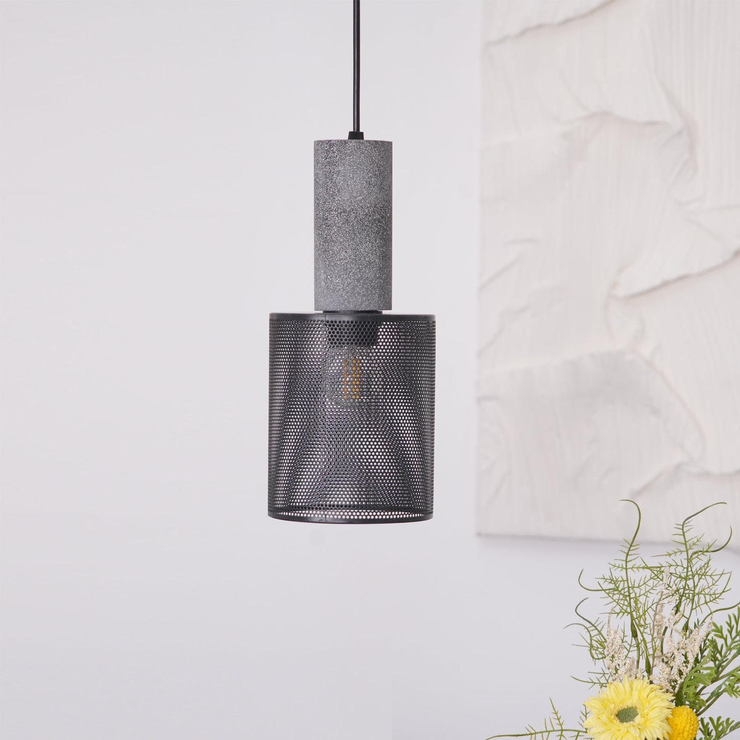 Minimalistische Pendelleuchte im Industriestil