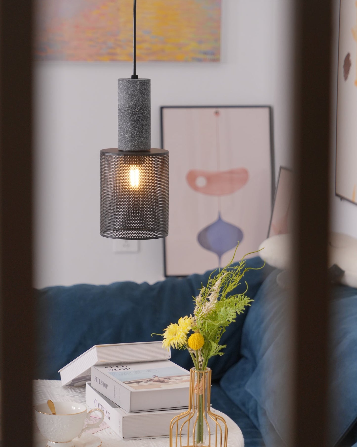 Minimalistische Pendelleuchte im Industriestil