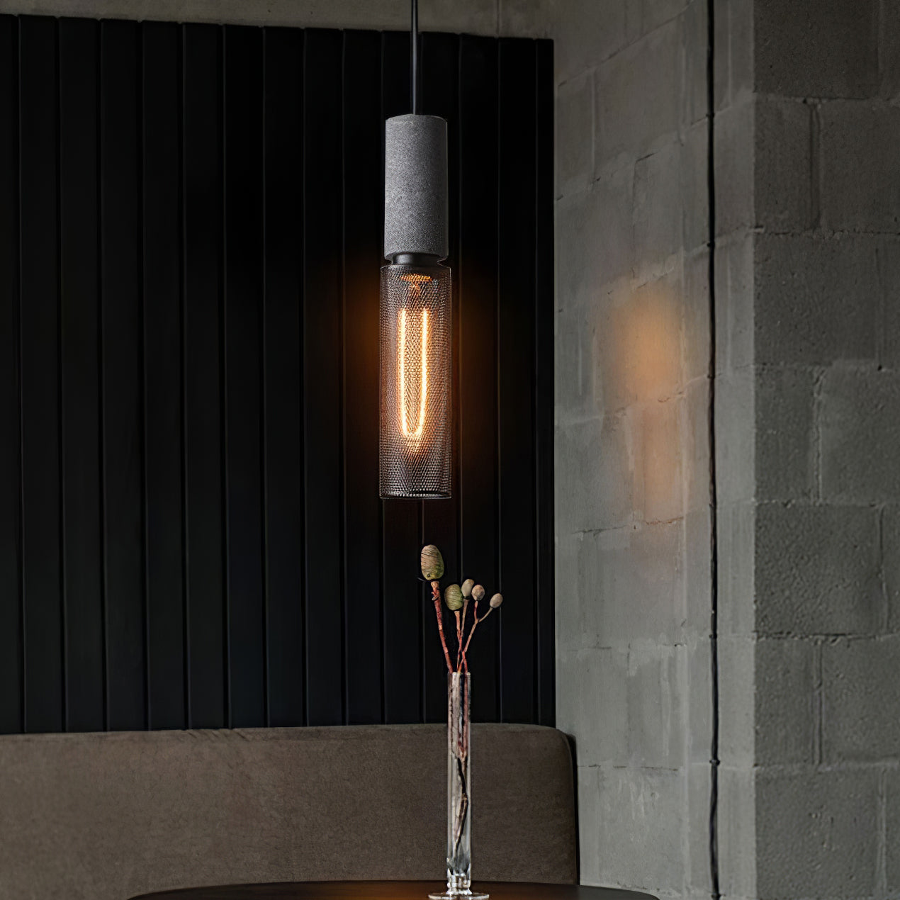 Minimalistische Pendelleuchte im Industriestil