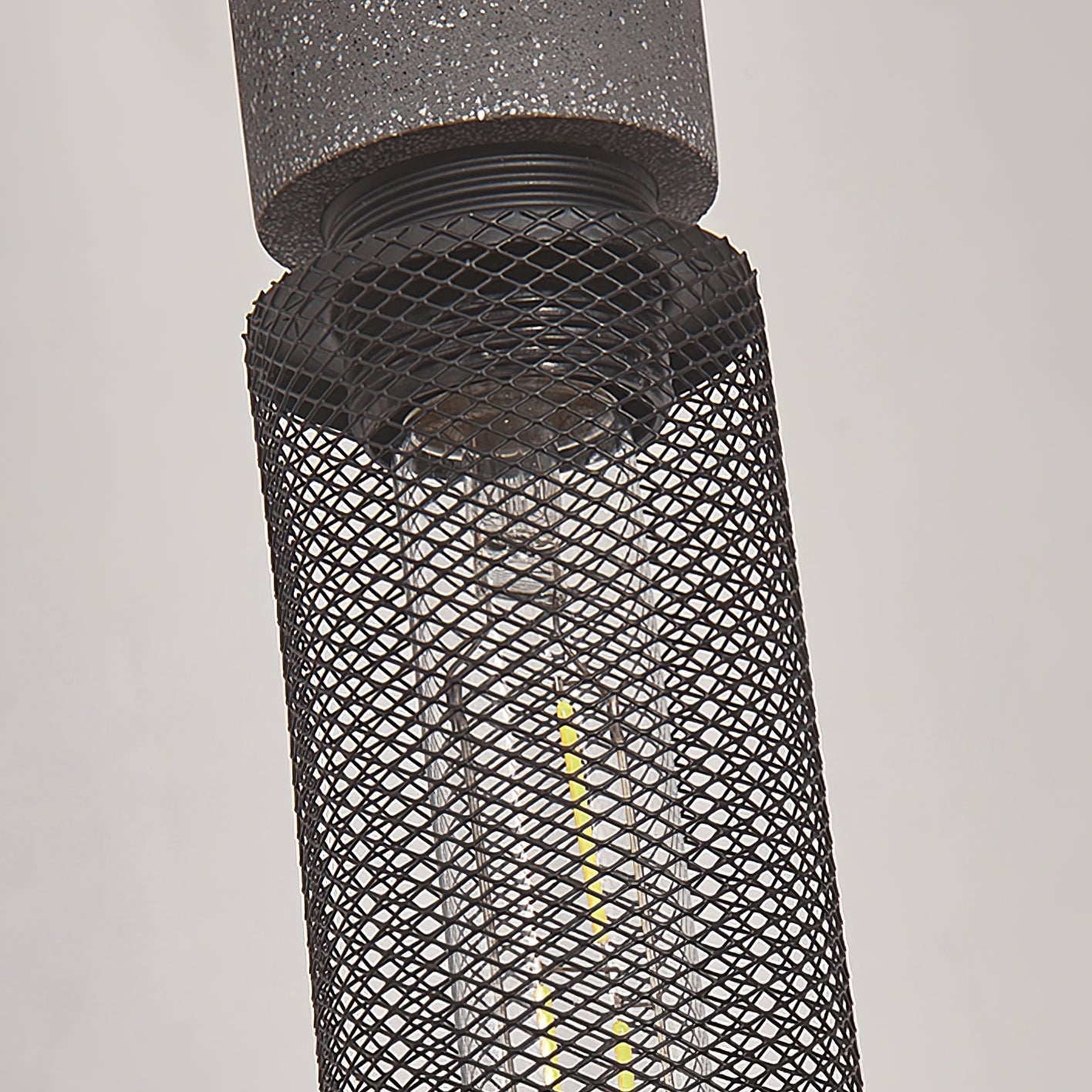 Minimalistische Pendelleuchte im Industriestil