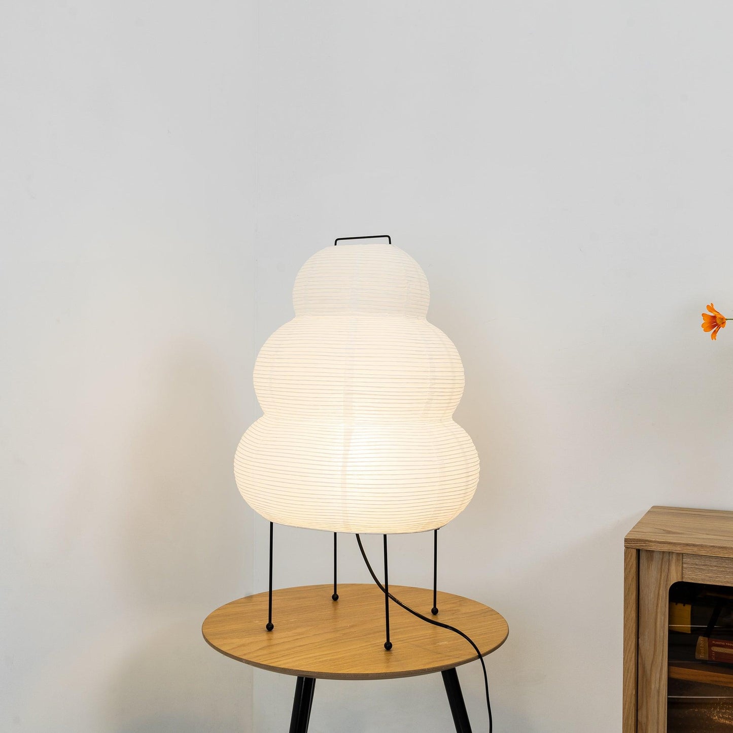 LumiBiegung: Tischlampe aus Washi-Papier mit Sanftem, Diffusen Lichtschein