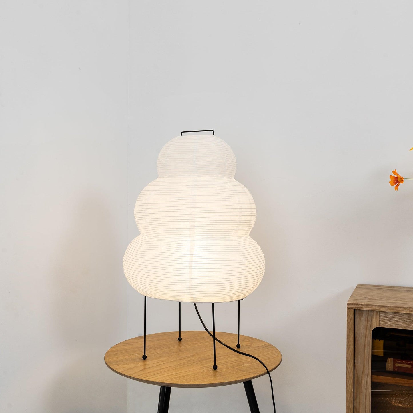 LumiBiegung: Tischlampe aus Washi-Papier mit Sanftem, Diffusen Lichtschein