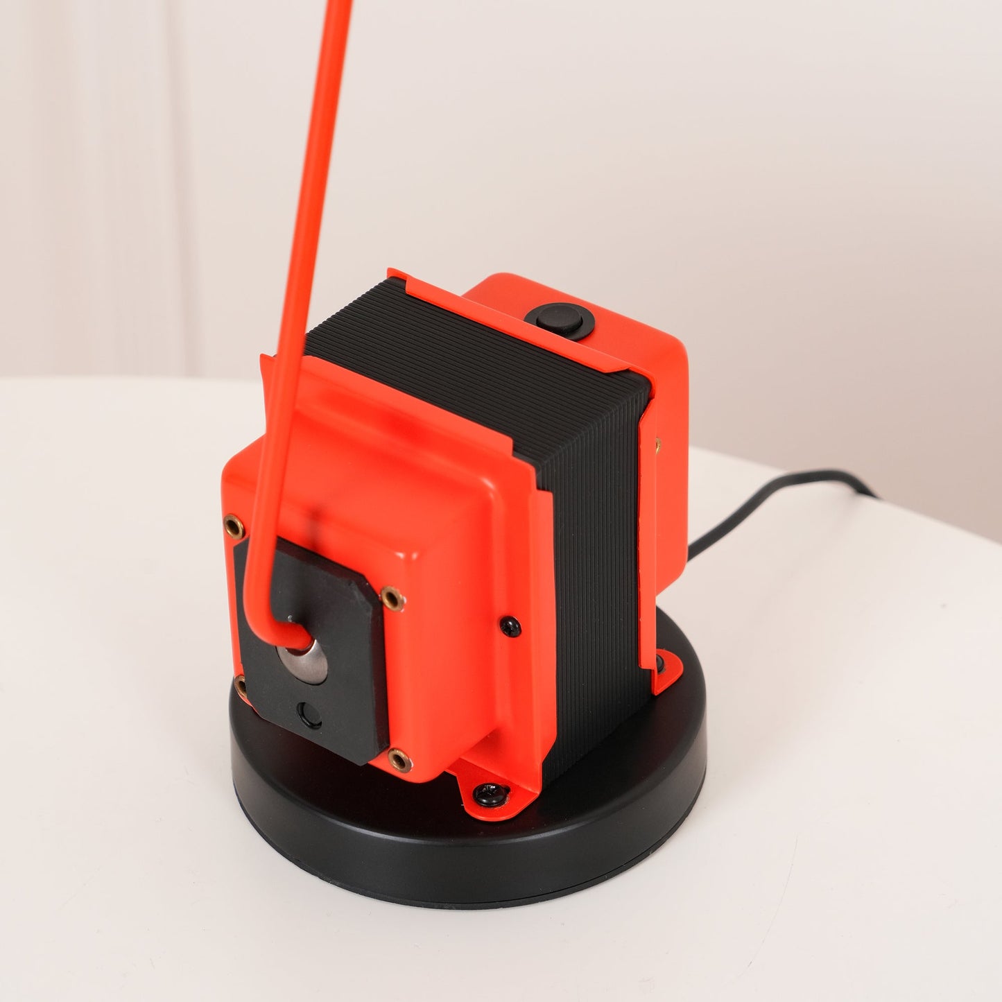 LED Tischleuchte Mit Verstellbarem Arm