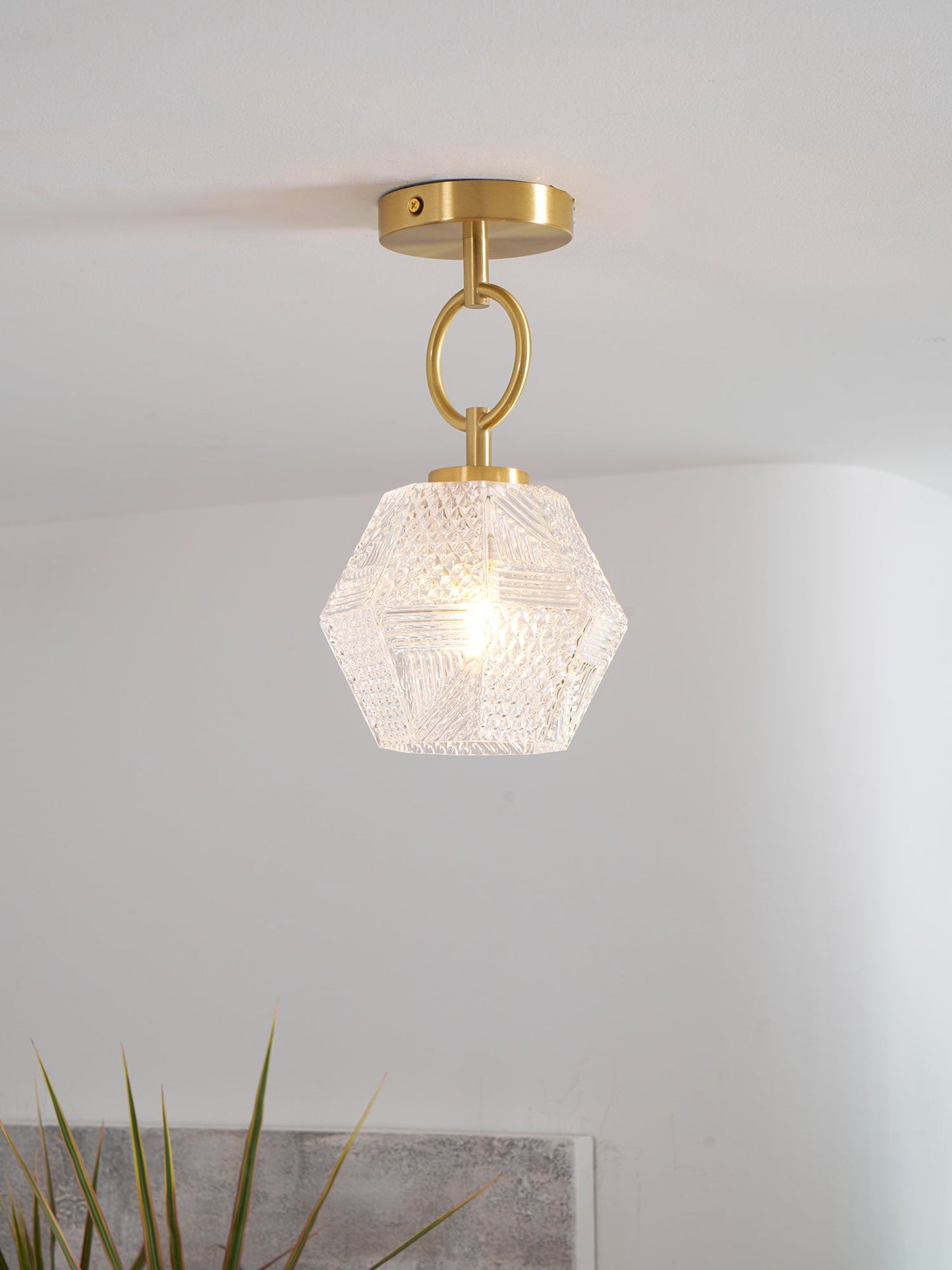 Deckenleuchte in Diamantform