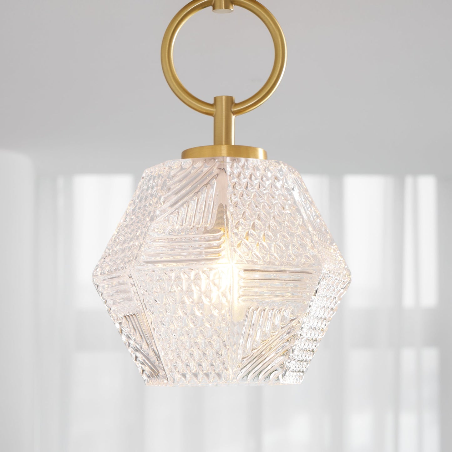 Deckenleuchte in Diamantform