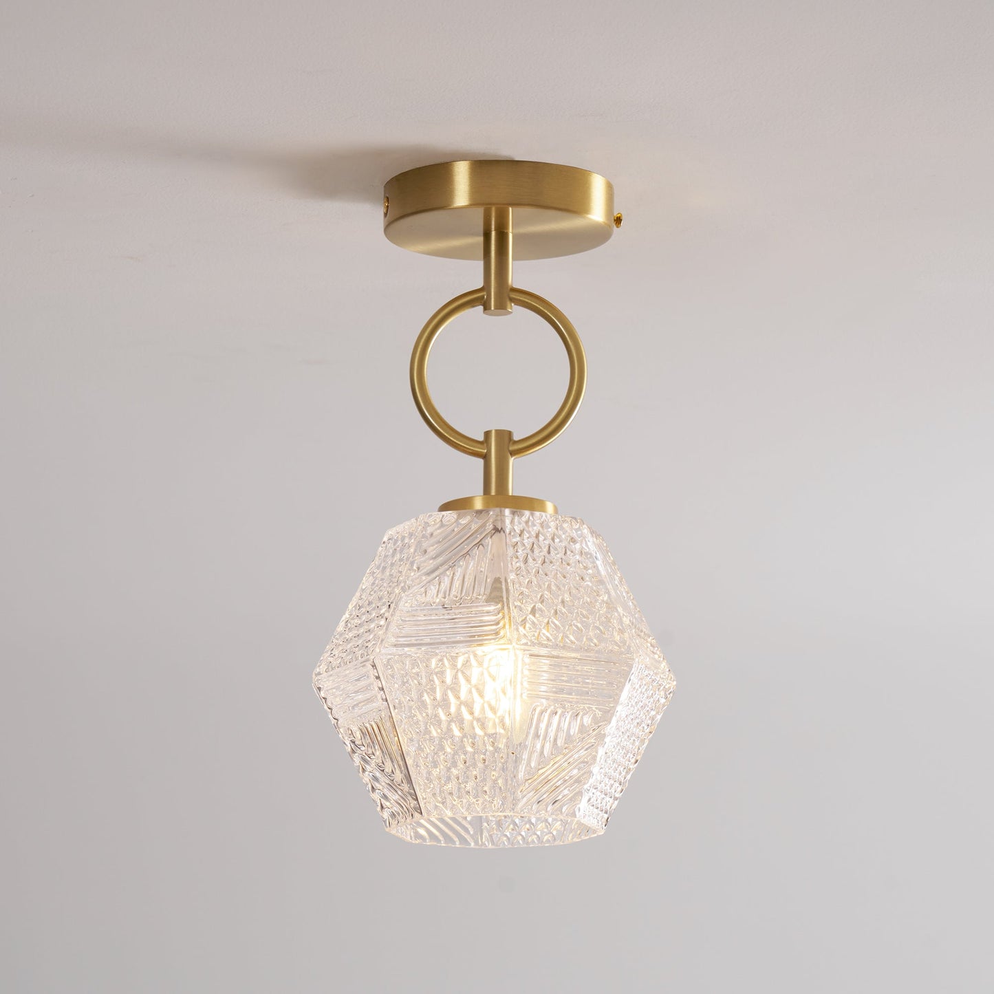 Deckenleuchte in Diamantform
