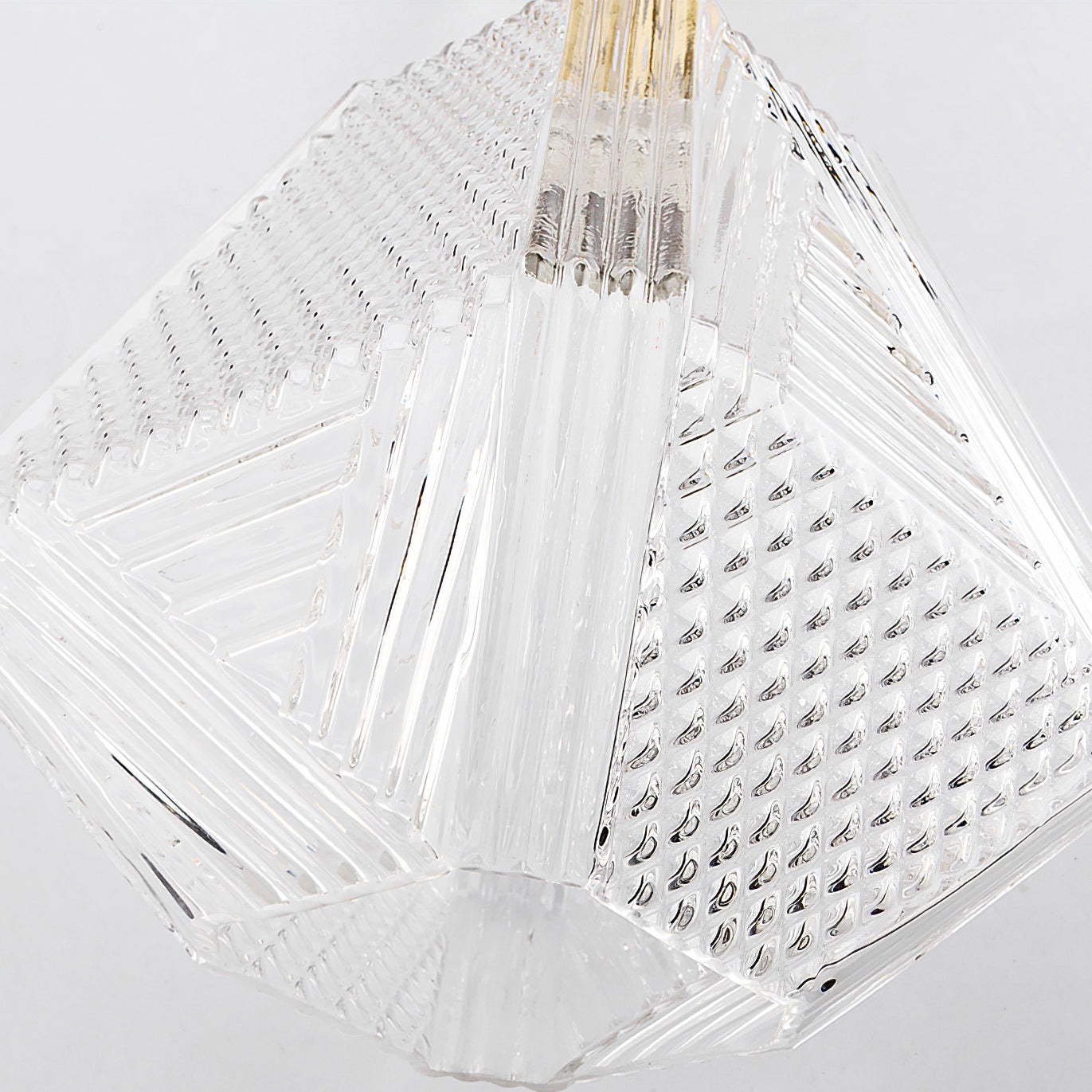 Deckenleuchte in Diamantform