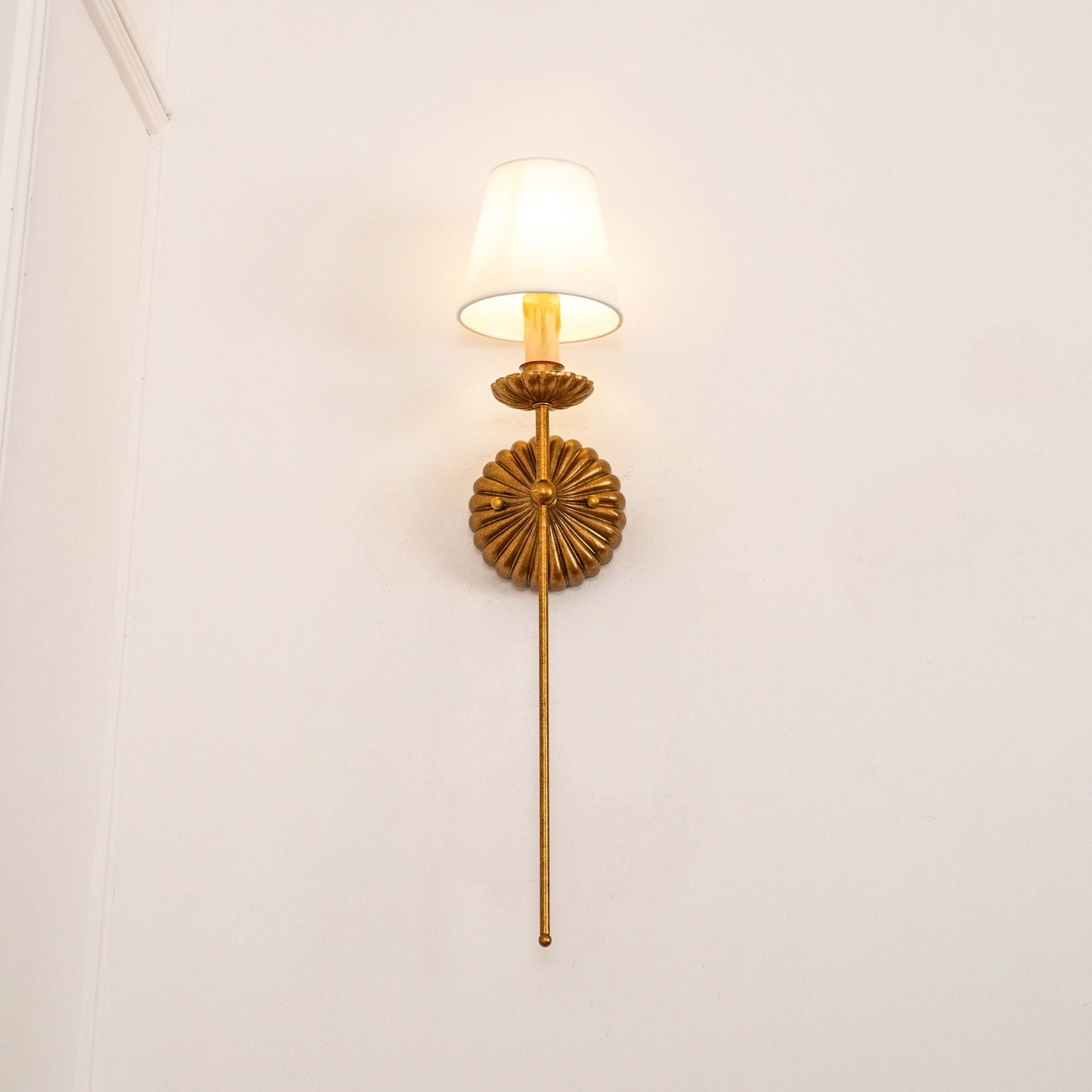 Moderne Innenwandleuchte