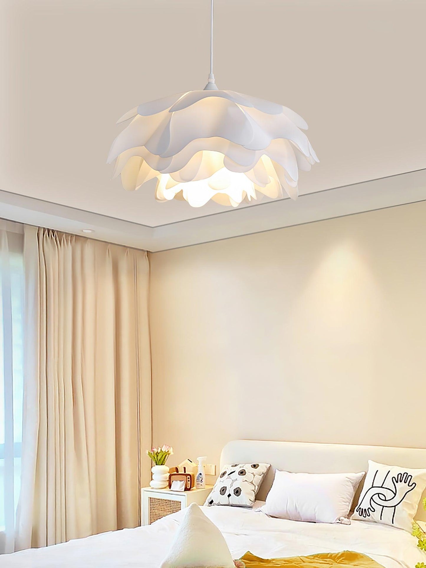 Moderne Weiße Pendelleuchten In Blumenform