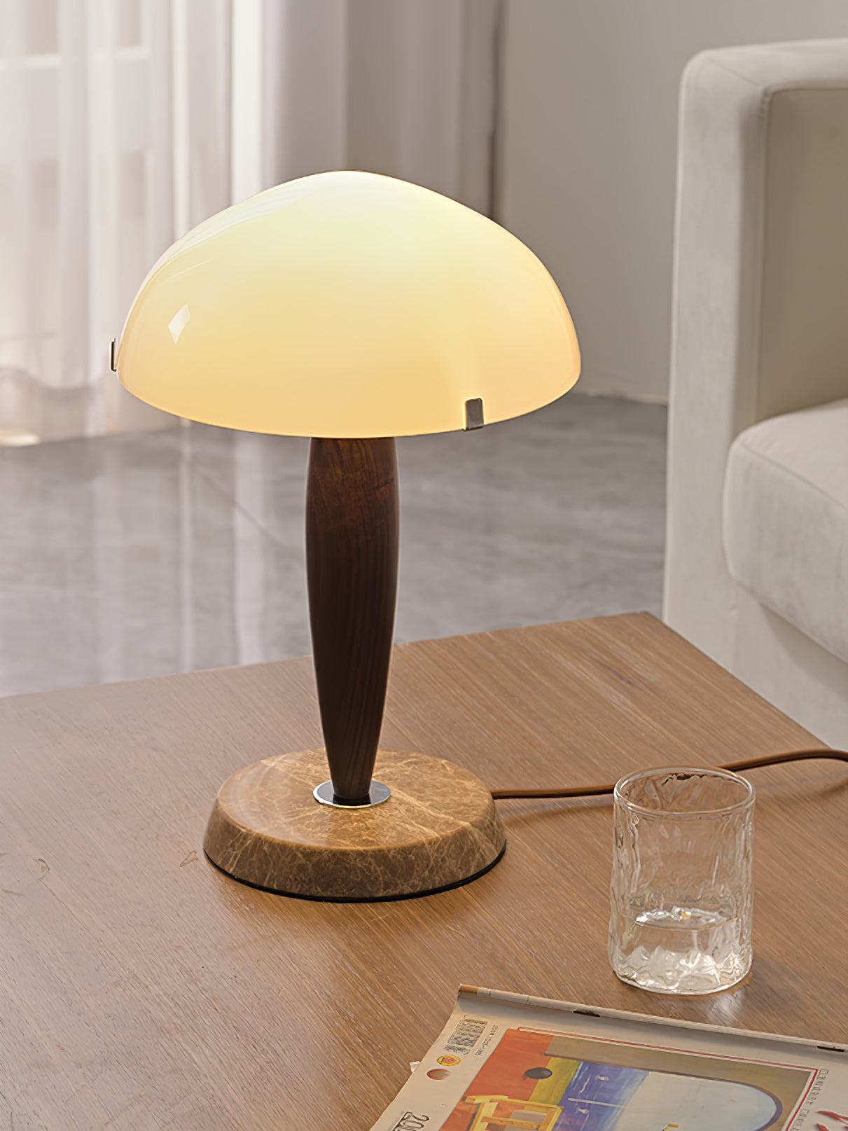 HermanLeuchte: Tischlampe mit Glas, dunklem Walnussholz und Marmorelementen