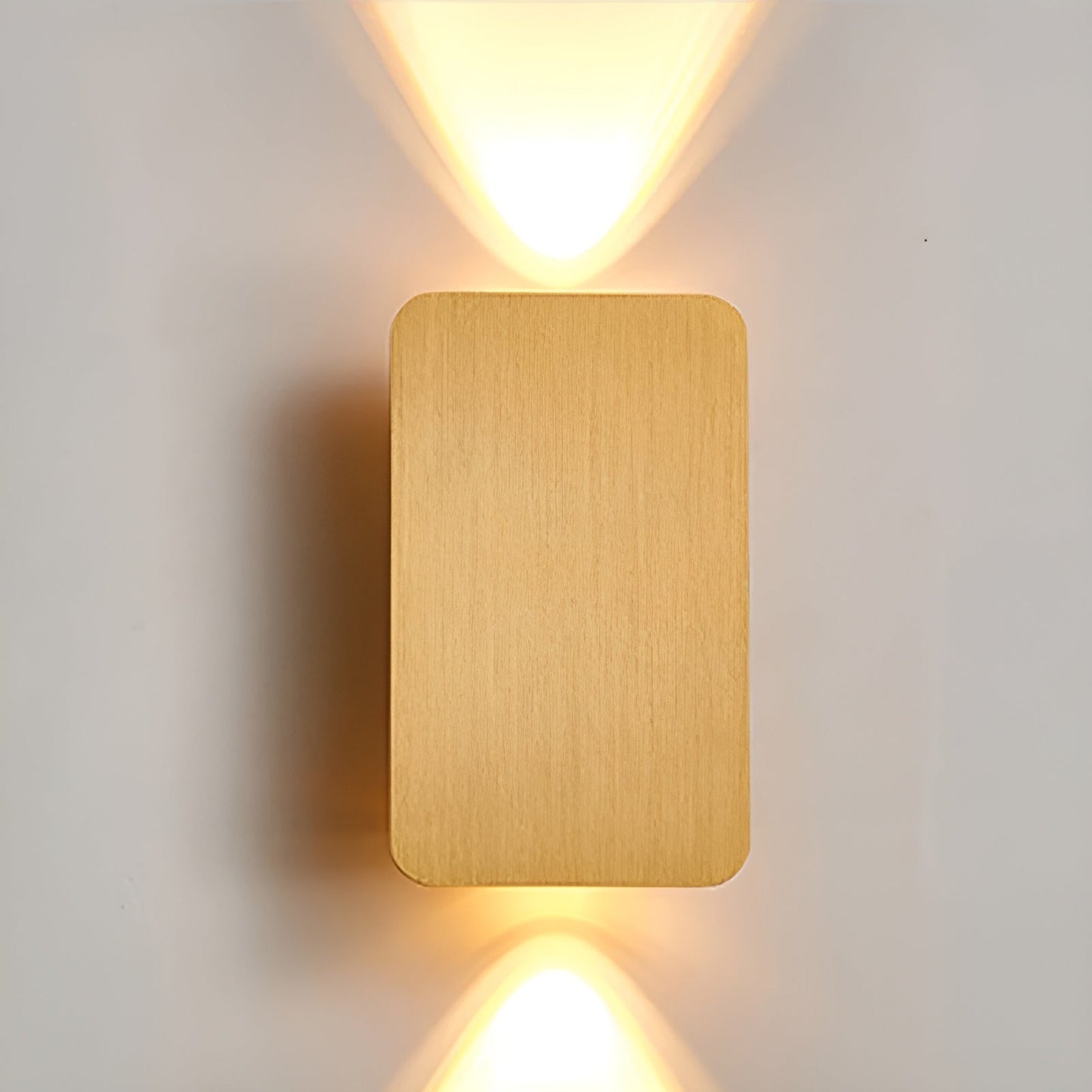 Minimalistische Würfel-Wandleuchte