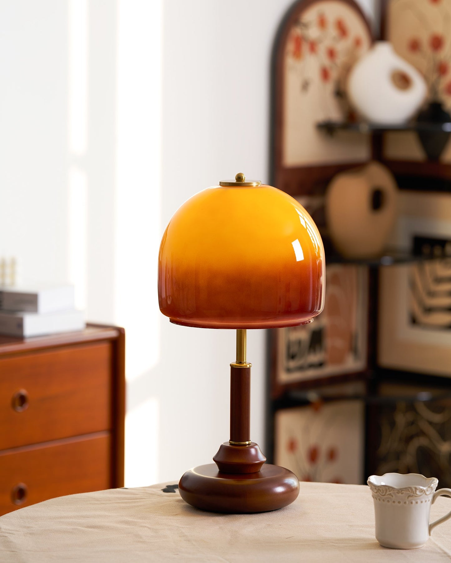 Minimalistische Moderne Und Stilvolle Tischlampe