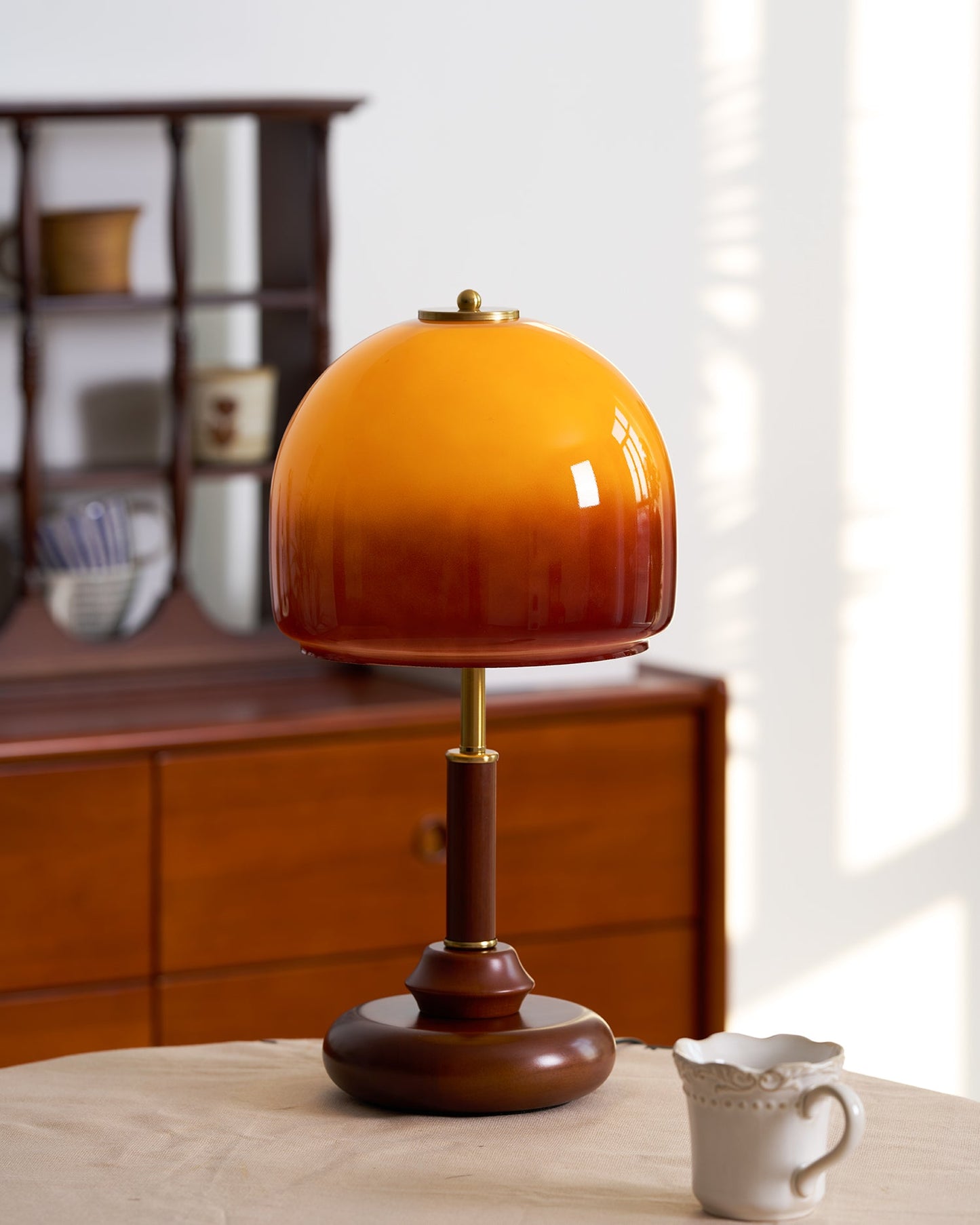 Minimalistische Moderne Und Stilvolle Tischlampe