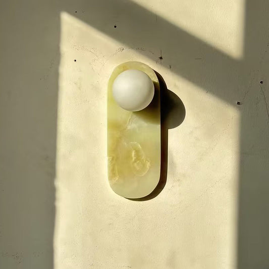 LED Wandleuchte In Kapselform Aus Der Mitte Des Jahrhunderts