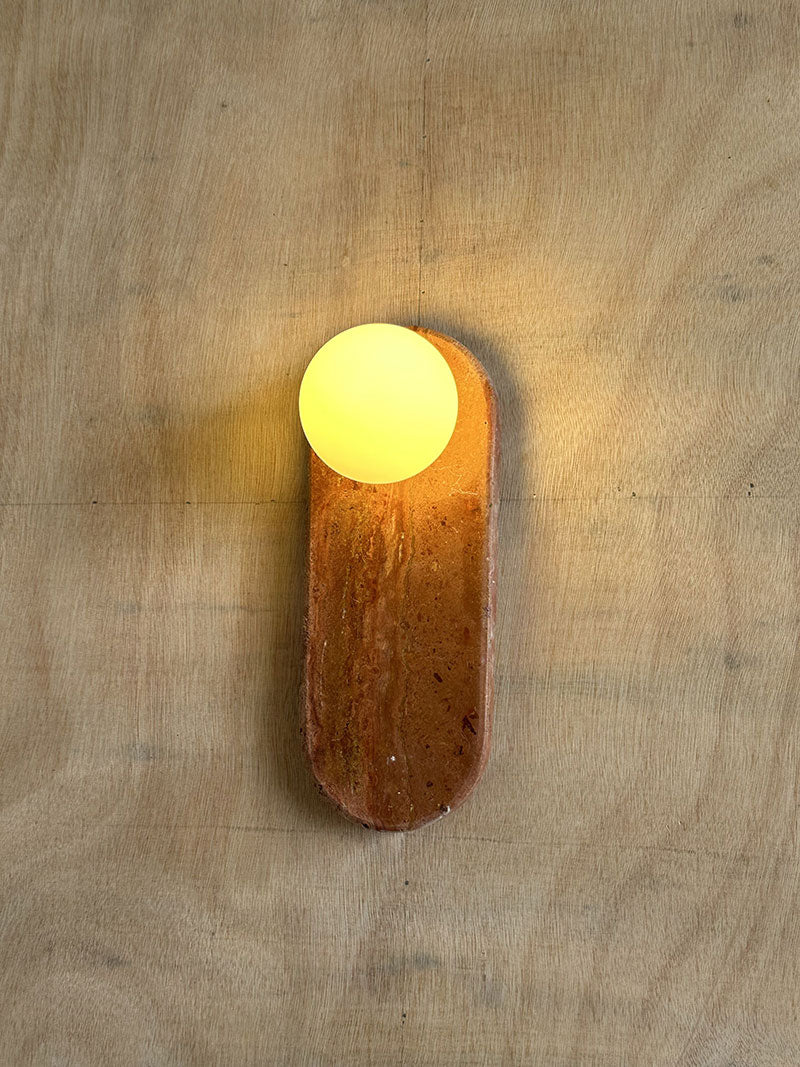 Minimalistische Wandleuchten In Pillenform