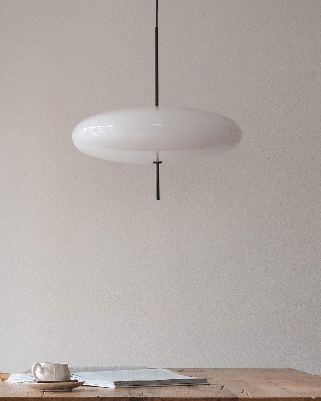 Moderne Minimalistische Schlanke Pendelleuchte