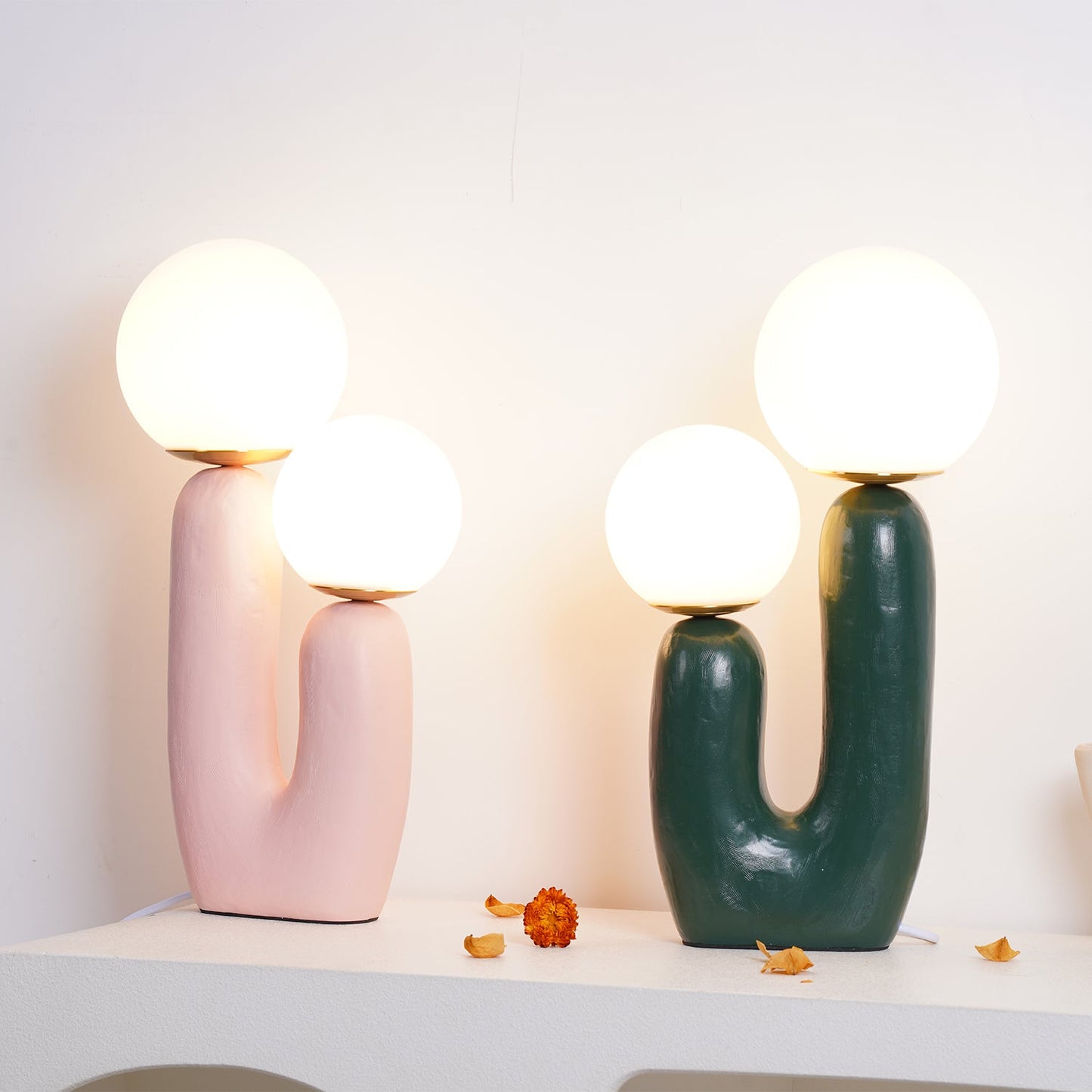 Moderne Tischlampe Mit Zwei Köpfen