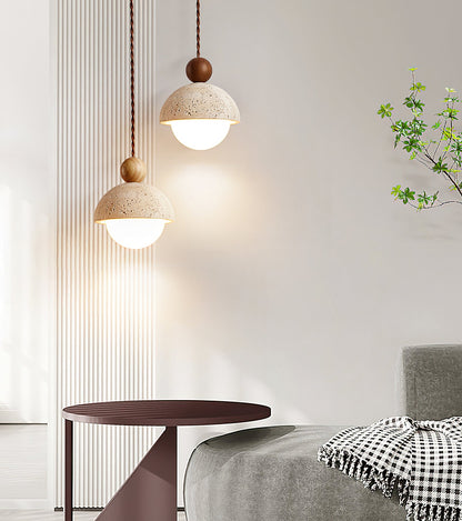 Moderne Pendelleuchte in Erdtönen