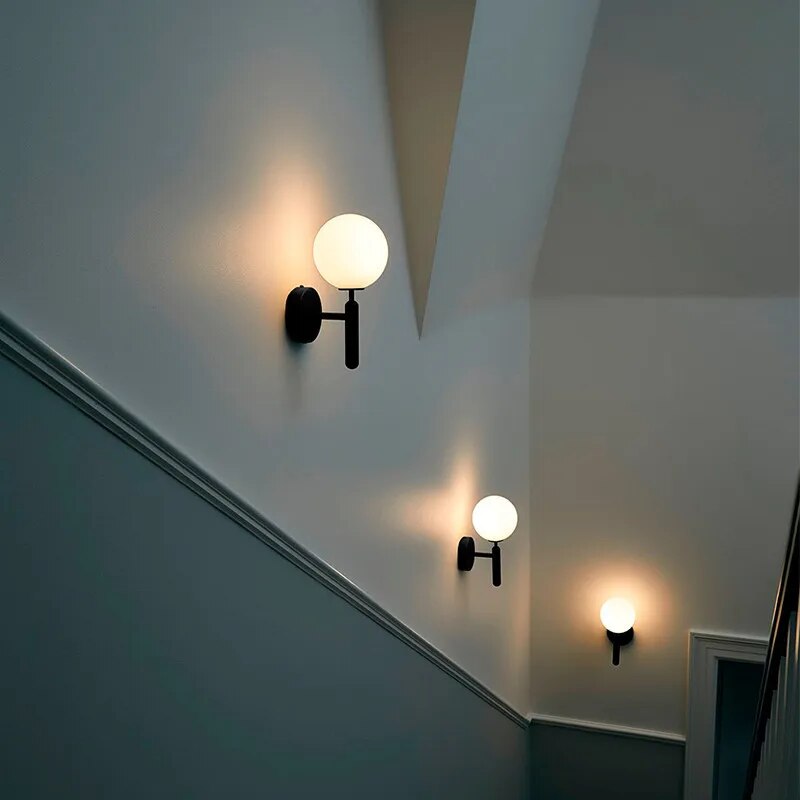 ScheinLicht: Moderne LED-Wandleuchte mit eleganter Ausstrahlung