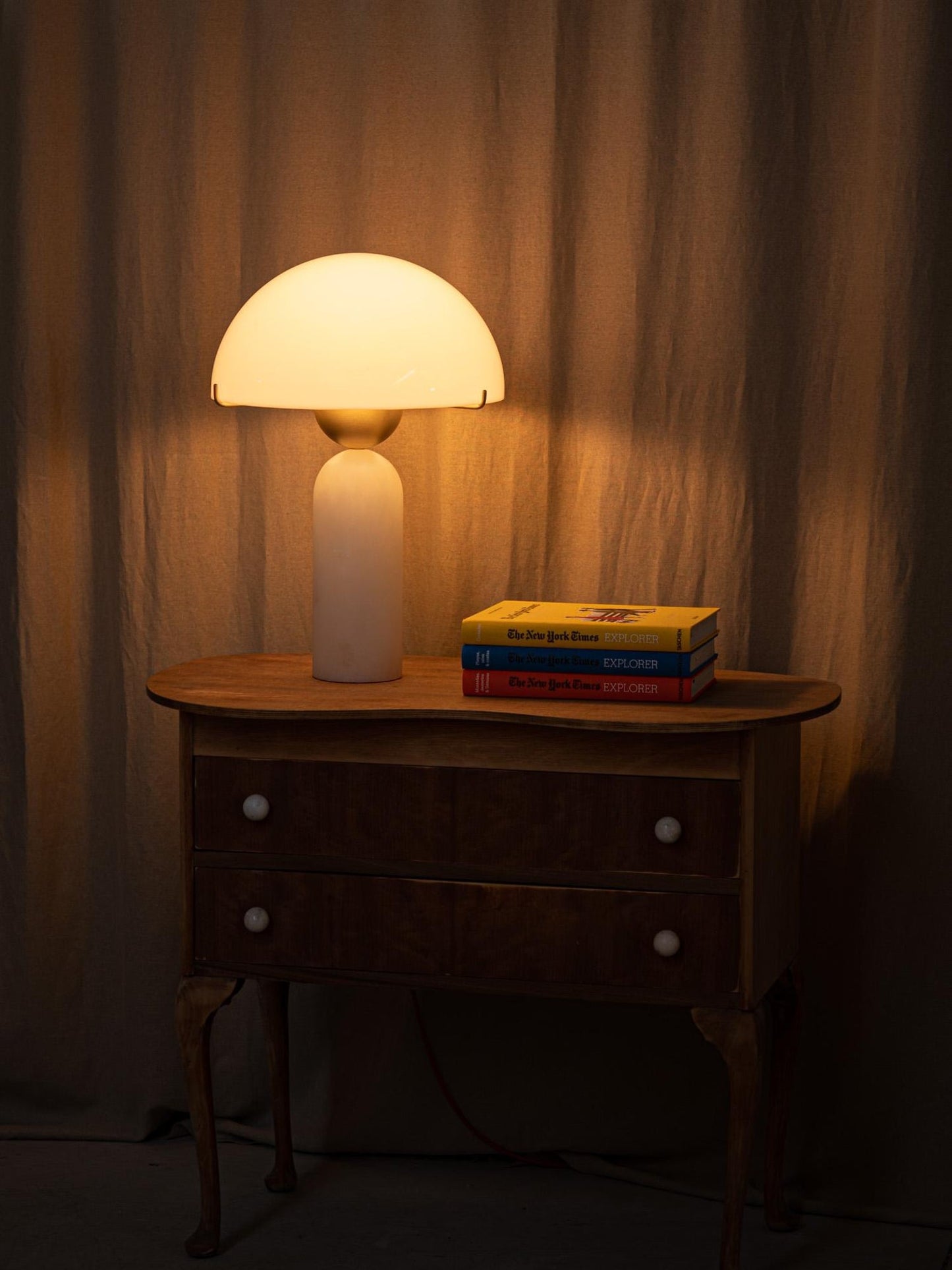 Künstlerische Minimalistische Tischlampe