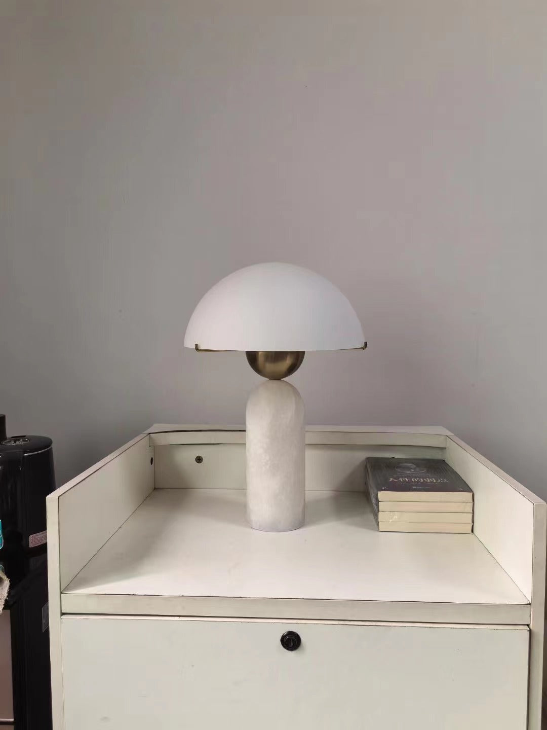 Künstlerische Minimalistische Tischlampe