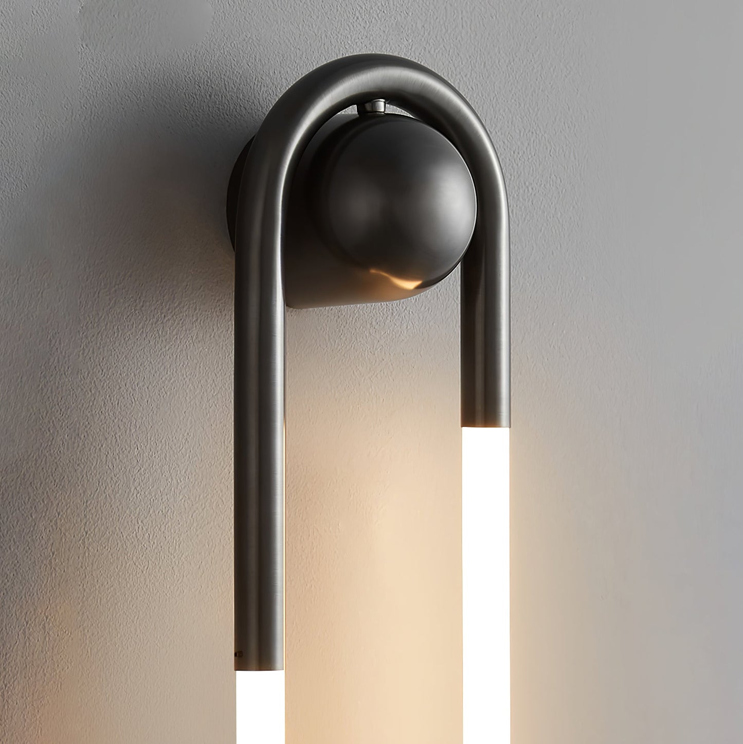 Minimalistische Wandleuchte im Loop-Design