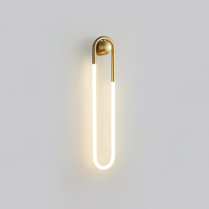Minimalistische Wandleuchte im Loop-Design