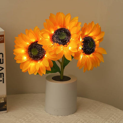 SonneBlüte: Verspielte Tischlampe in Sonnenblumenform