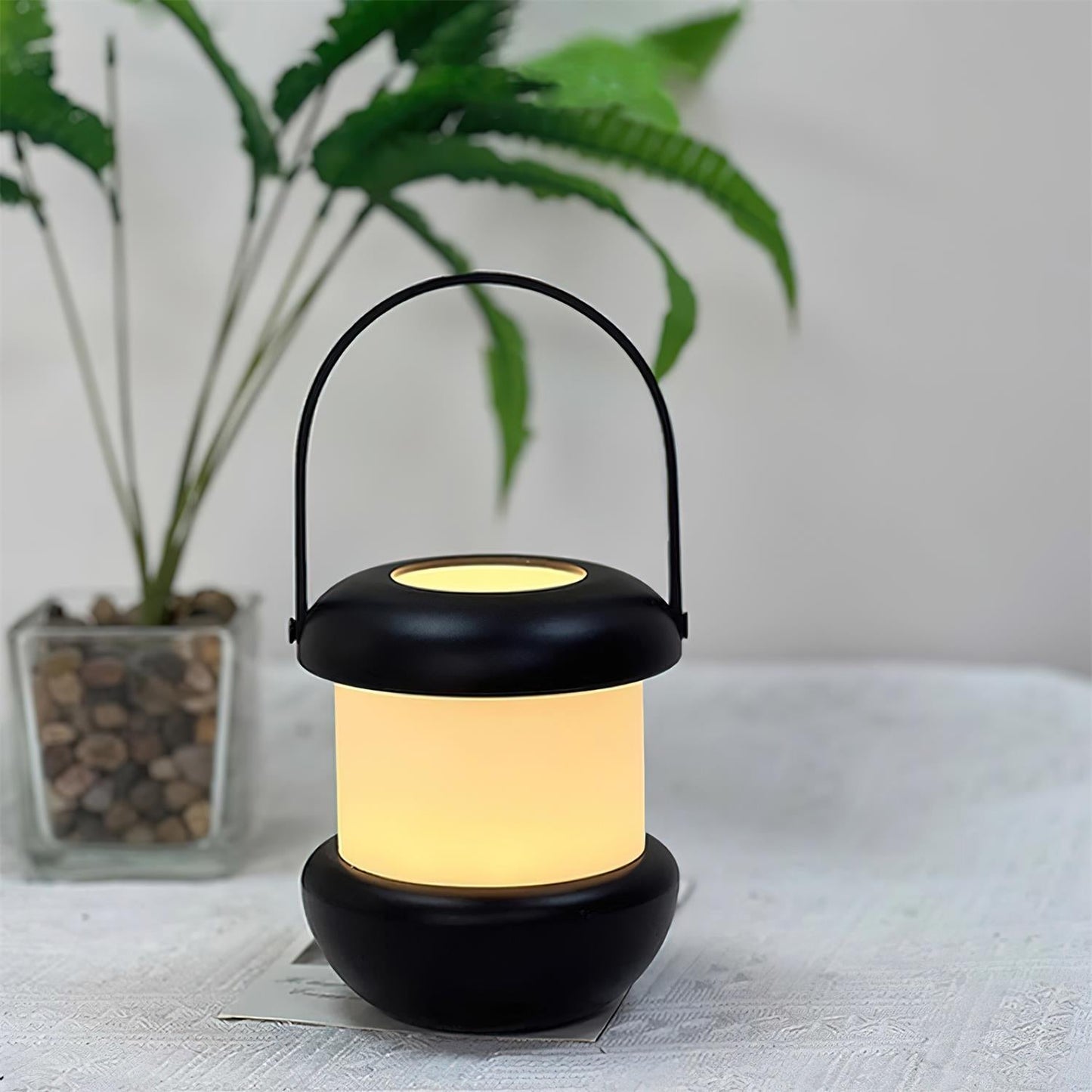 Minimalistische Tragbare LED Tischlaterne